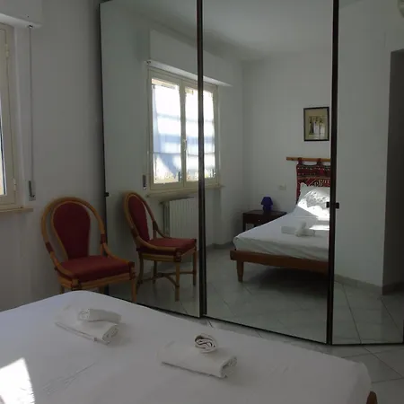 Apartament Homiday - Villino Caroli Pineto