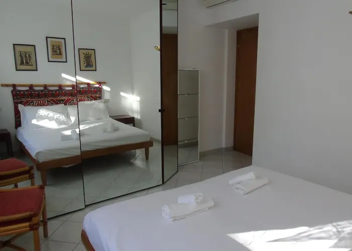 Apartamento Homiday - Villino Caroli Pineto